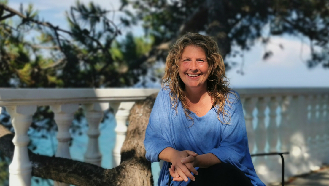 Stefanie Schmidt-connectingLink portrait